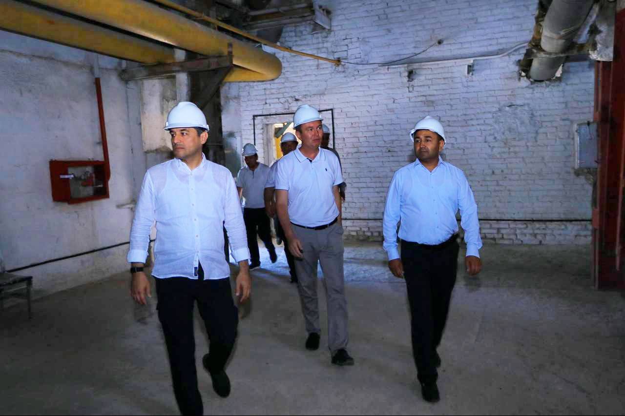 “Issiqlikta’minoti” AJ boshqaruv raisining birinchi o‘rinbosari Sherzod Sultonovning Navoiy viloyatiga tashrifi doirasidagi navbatdagi manzil Zarafshon shahri bo‘ldi