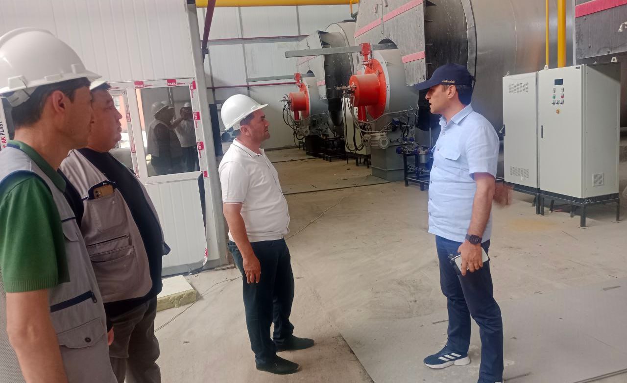 “Issiqliktaʼminoti” AJ boshqaruv raisining birinchi o‘rinbosari Sherzod Sultonov boshchiligidagi