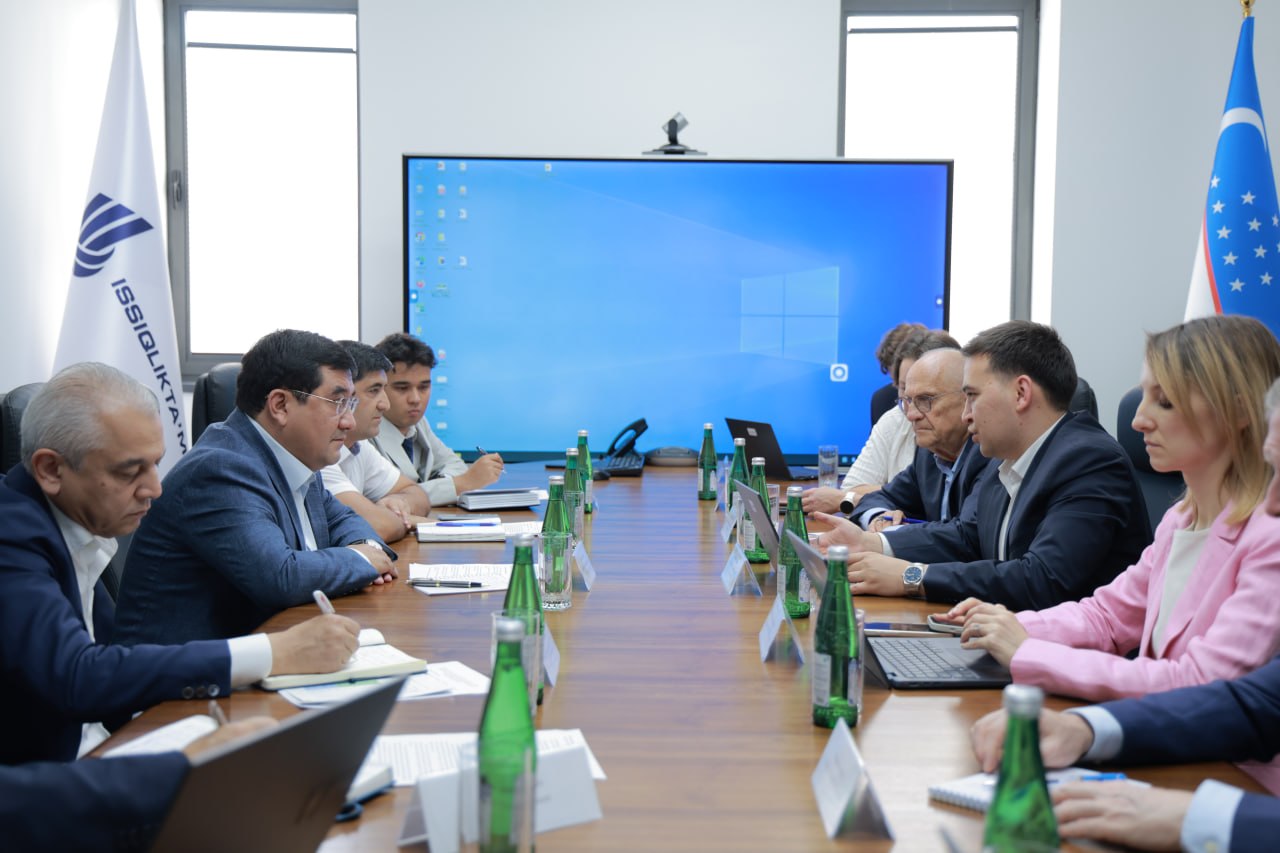 “Issiqlikta’minoti” AJ boshqaruv raisi Jahon banki missiyasi vakillari bilan uchrashdi